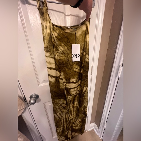 NWT Zara asymmetrical limited edition dress with braided shoulder, size medium - Picture 3 of 10